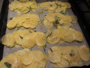 patate crude in teglia